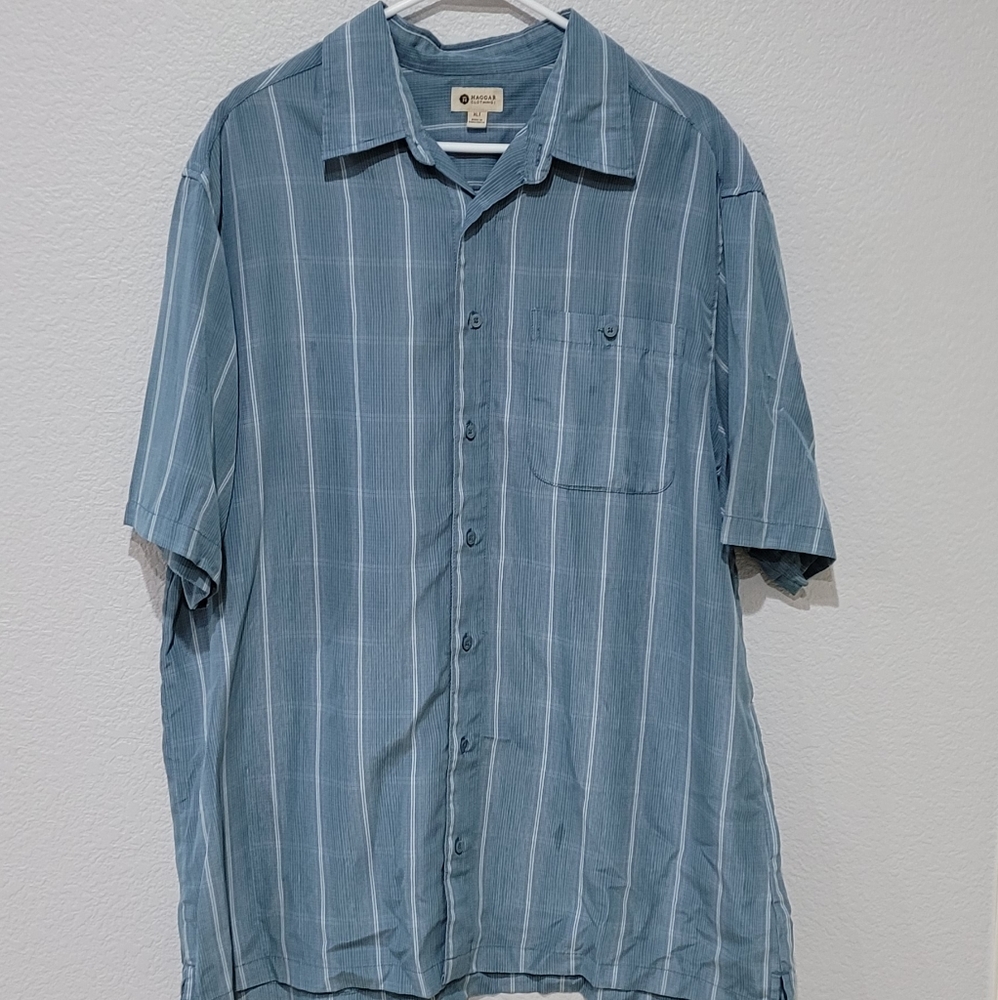 Short sleeve, tall shirt